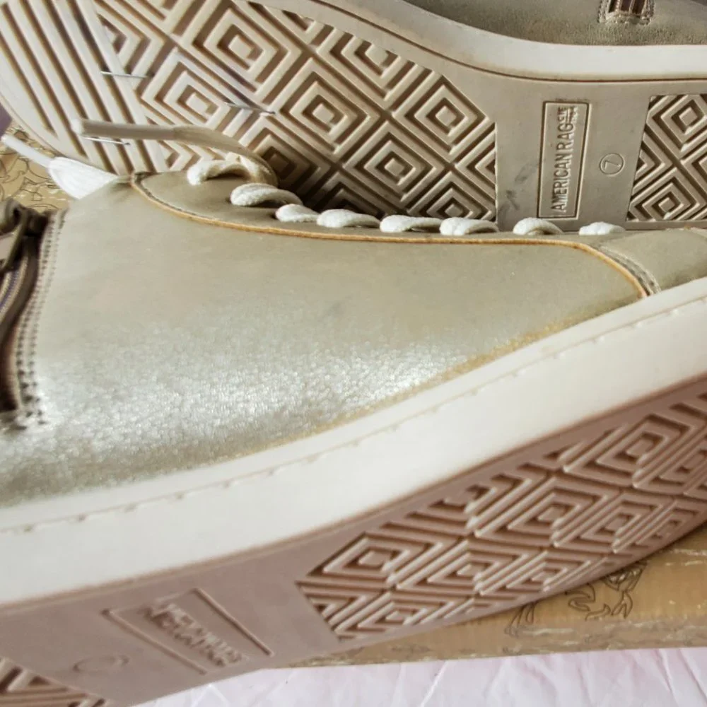 American Rag Silver Boot - Picture 3 of 8
